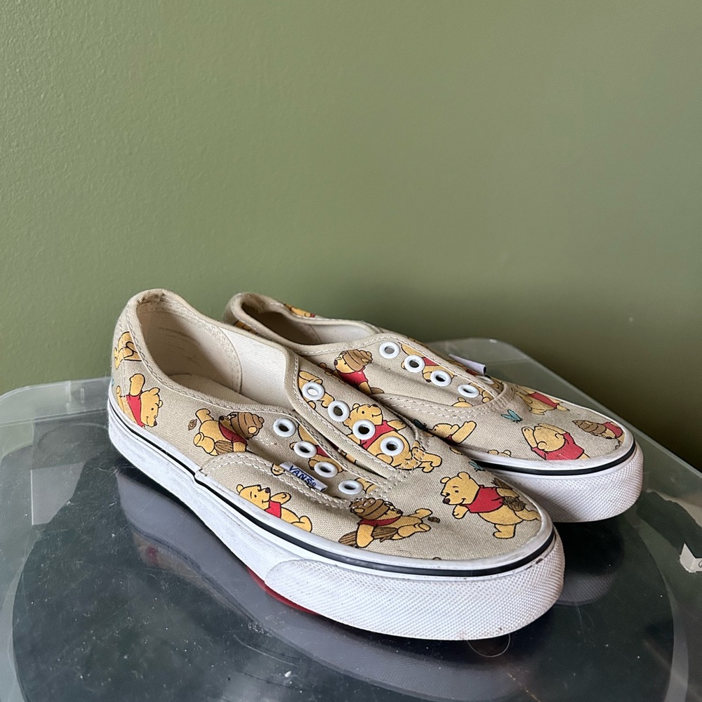 Vans Winnie the Pooh Espadrilles - Cream and Red